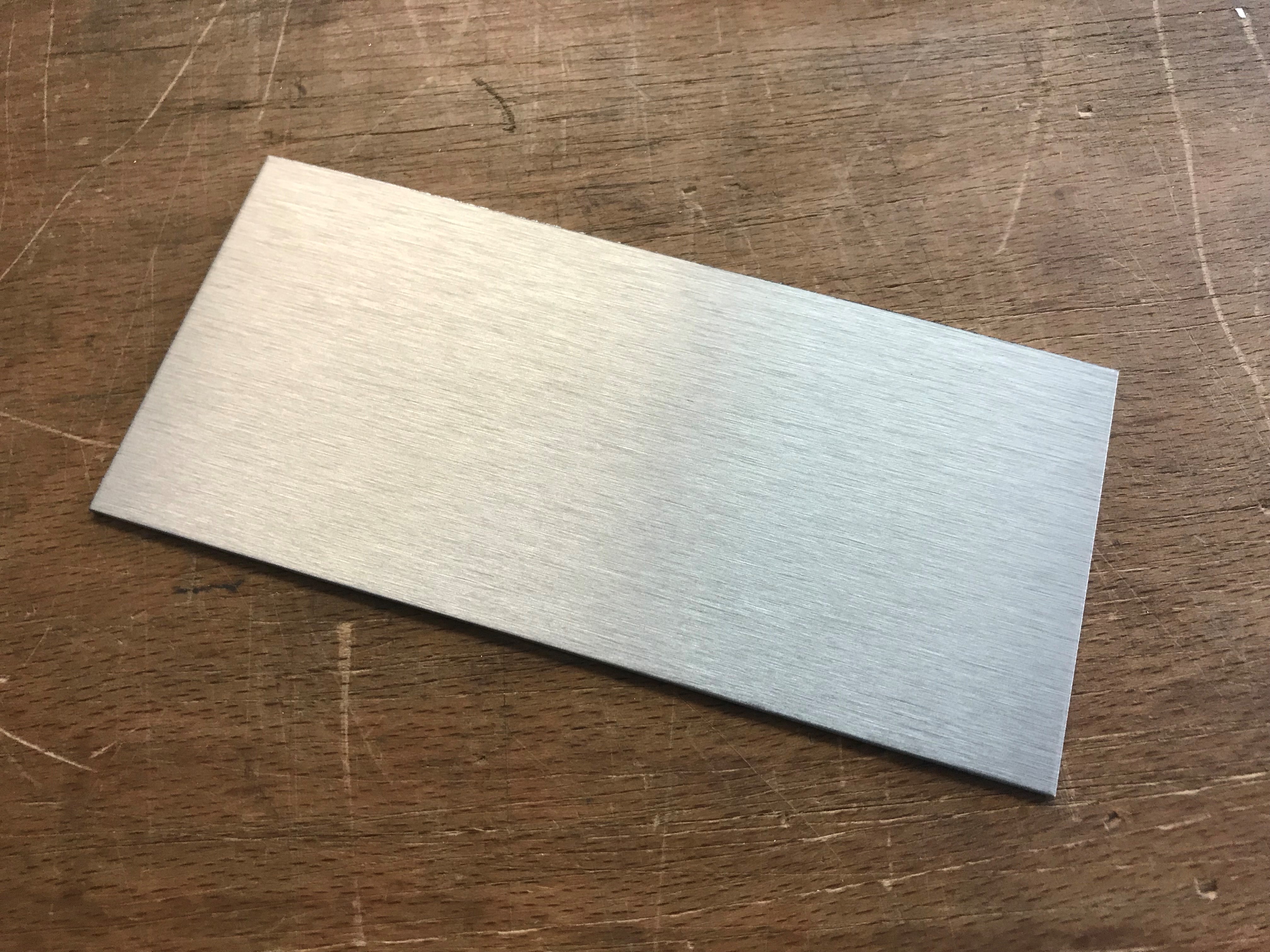 Aluminium in Edelstahloptik